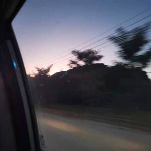 青少年把🍌伸进女人的🍑漫画
